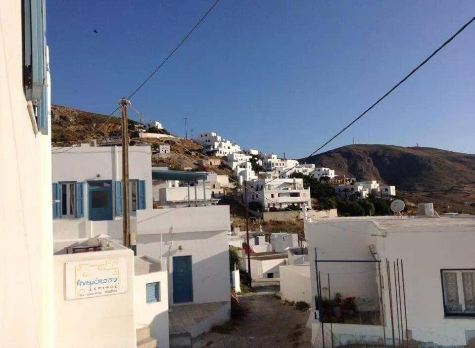 Anemoessa Studios Serifos Town Экстерьер фото