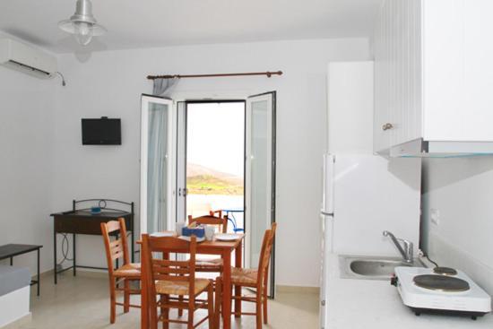 Anemoessa Studios Serifos Town Экстерьер фото